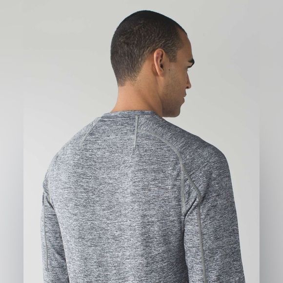 Lululemon Surge Long Sleeve Henley
Space Dye Camo Black Dark Slate - Picture 2 of 9